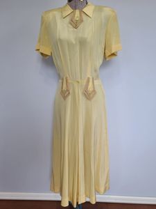 Yellow Dress with Cute Accents AS-IS(B-40' W-26' H-40')
