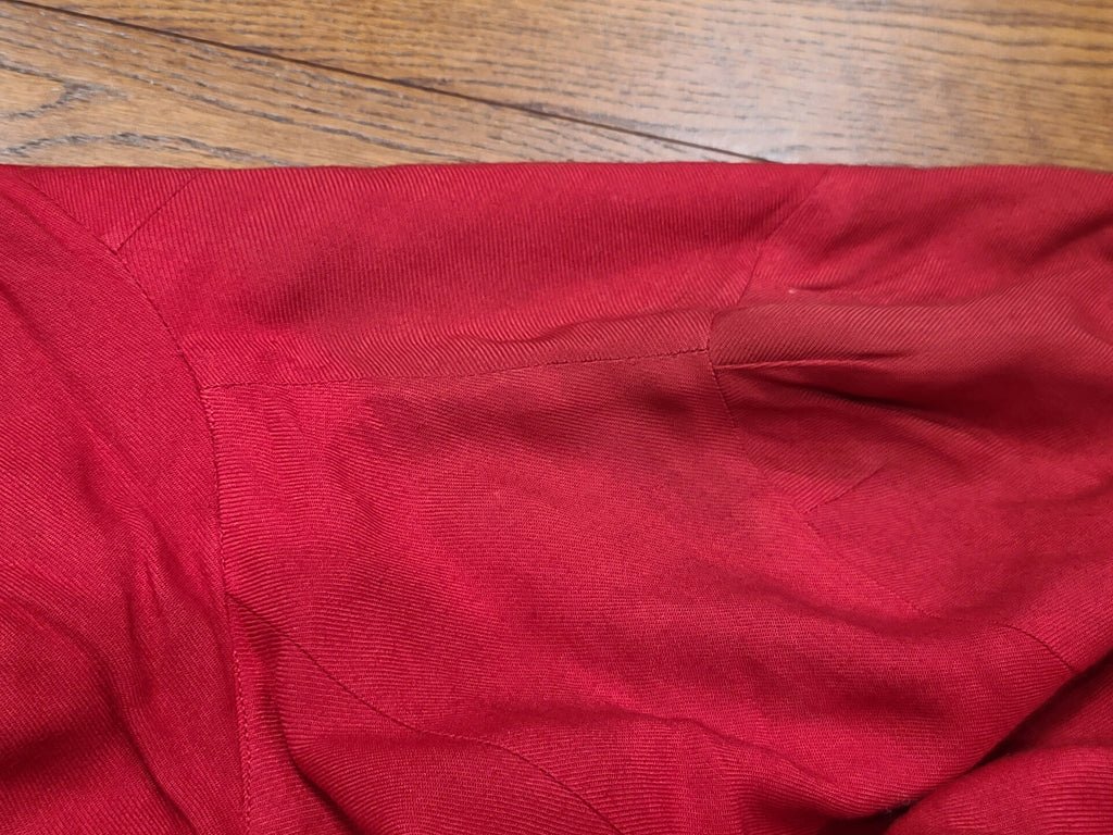Red Skirt Suit(B-35' W-25.75' H-36') — image 27