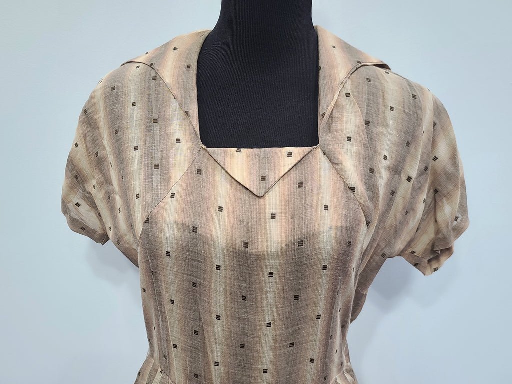 Brown Tan Stripe Dress(B-38' W-28' H-40') — image 5