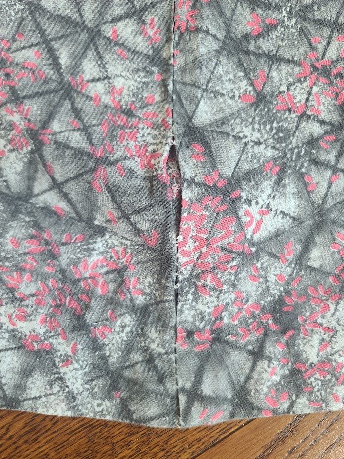 Pink and Gray Zipper Front Dress(B-36.5' W-28' H-35') — image 14