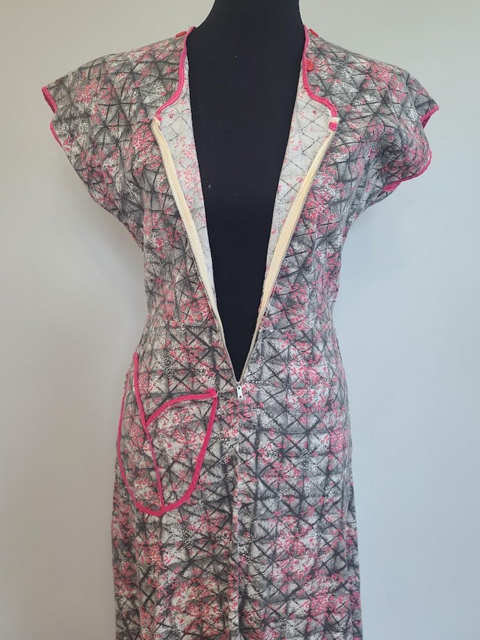 Pink and Gray Zipper Front Dress(B-36.5' W-28' H-35') — image 15