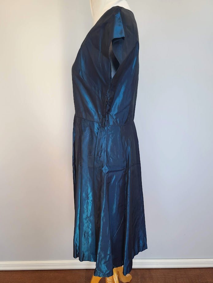Blue Shiny Iridescent Dress(B-40' W-31' H-48') — image 2