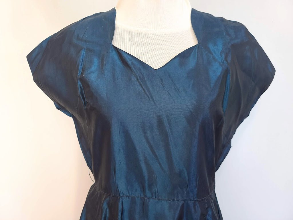 Blue Shiny Iridescent Dress(B-40' W-31' H-48') — image 6