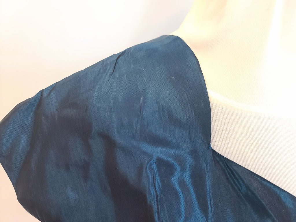 Blue Shiny Iridescent Dress(B-40' W-31' H-48') — image 8