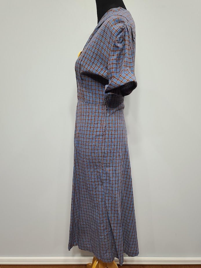 Blue Brown Plaid Dress with Yellow Flower Pocket(B-40' W-28' H-36') — image 3