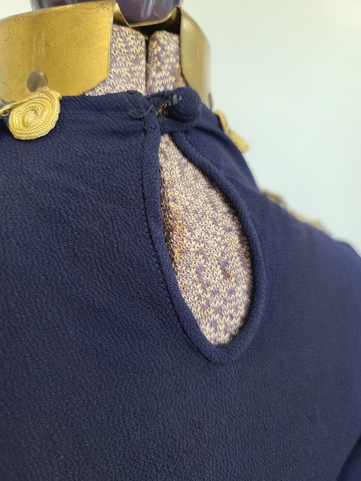 Blue Rayon Dress with Netting (as-is)(B-34' W-26.5' H-31') — image 17