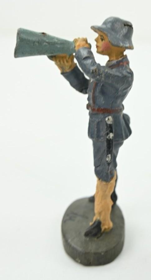 German Elastolin Toy Figure 'Luftwaffe Sprecher' — image 2