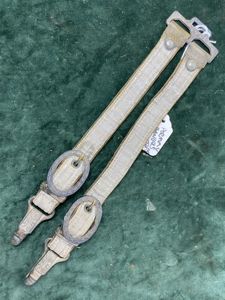 SET OF ARMY DAGGER HANGERS WITH METAL SWING TOPS & DE-LUXE FITTINGS.