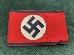 MARVELLOUS PIECE OF HISTORY-ORIGINAL SS OFFICERS ARMBAND WITH LABEL BUT ATTACKED BY MOTHS!!