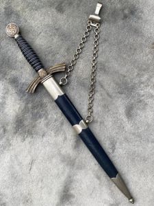 A REALLY 'PRIME' EXAMPLE OF AN EARLY 1st Pattn LUFTWAFFE DAGGER BY SMF.
