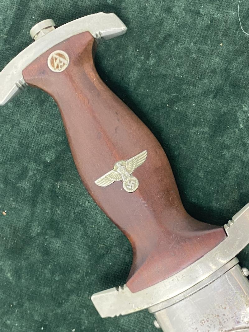 AN EARLY EXAMPLE OF A RARE SA DAGGER BY CARL SCHMIDT SOHN AG. — image 3