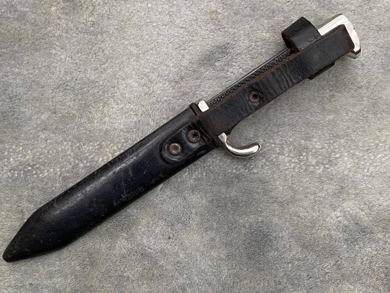 HITLER YOUTH DAGGER WITH MOTTO M7/45/38. — image 3